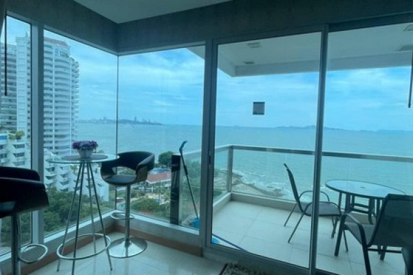 The Palm Wongamat Beach. 2 bedrooms apartment with sea view