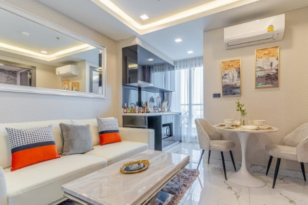 1 bedroom below 31st floor. Thai ownership. Arcadia Millennium Tower