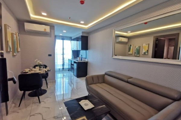 1 bedroom above 31st floor. Thai ownership. Arcadia Millennium Tower