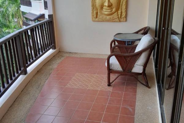 Chateau Dale Thabali. Duplex 2 bedrooms, 2 bathrooms. 3 balconies