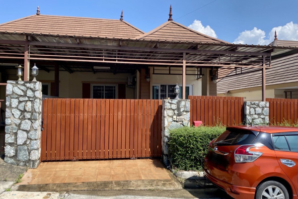 Twin house with 2 bedrooms. Censiri Krating Lai