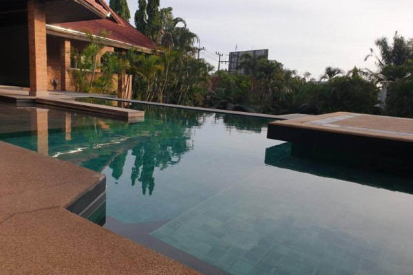 5 bedrooms pool villa, Mabprachan Hill. Large plot