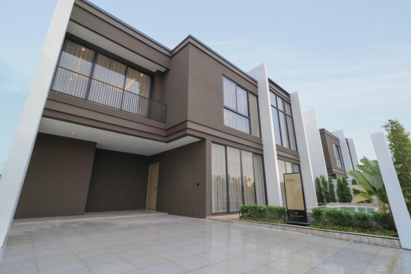 Highland Park Pool Villas. 4 bedrooms pool Villa modern style. Start price 8.6 m baht