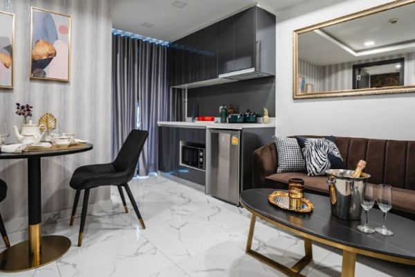 1 bedroom apartment in Thappraya Road Soi 4. Floors 1 - 4. Arcadia Center Suites