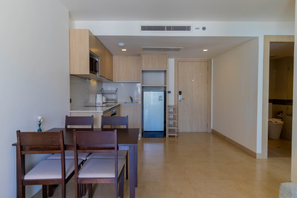 1 bedroom near the sea in a magnificent complex. The Cliff. Contract for 6-12 months: 20,000 baht per month