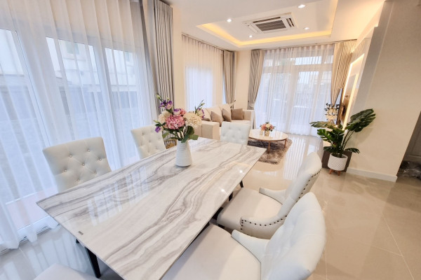 House with 3 bedrooms in Censiri home Krating Lai (Orchid Villa)