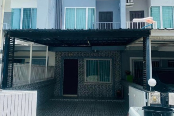 2-storey townhome with 2 bedrooms. Rattanakorn Village 19