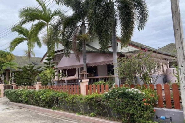 Single storey 3 bedrooms house. Dusit Village, Pattaya 1, Na Jomtien