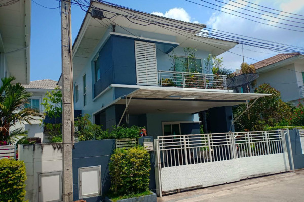 3 bedroom house in village in Jomtien. Chaiyaphruek 2. The Green Park Village
