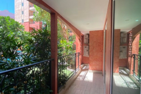 New 2 bedrooms apartment close to the beach. 1th floor. Pool view.  Seven seas