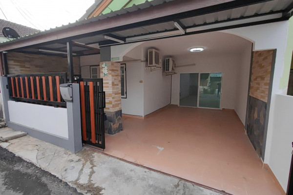2 bedrooms townhouse in Soi Noen Phlap Wan, Chat Kaew Village