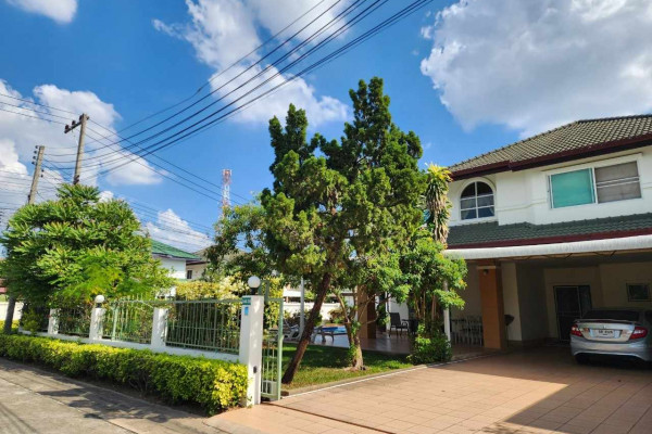 2-story Pool House with 3 bedrooms, Soi Siam Country Club. Green Field Villas 1