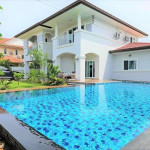 4 bedrooms Pool Villa. Soi Mu Ban Central Park Hill Side