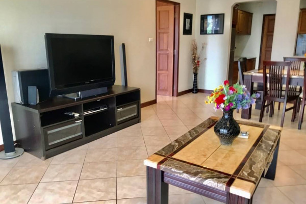 View Talay Residence 4. 1 bedroom apartment in Jomtien area near the beach. Year contract