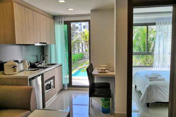 1 bedroom apartment, Thappraya Soi 9. 7th floor. Arcadia Beach Resort