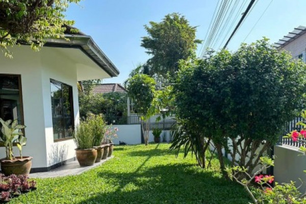 Pattaya Land and House Village.  New renovation 3 bedrooms house. East Pattaya