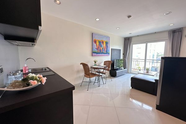 Park Lane Condominium. 1 bedroom apartment in a residential complex on Jomtien