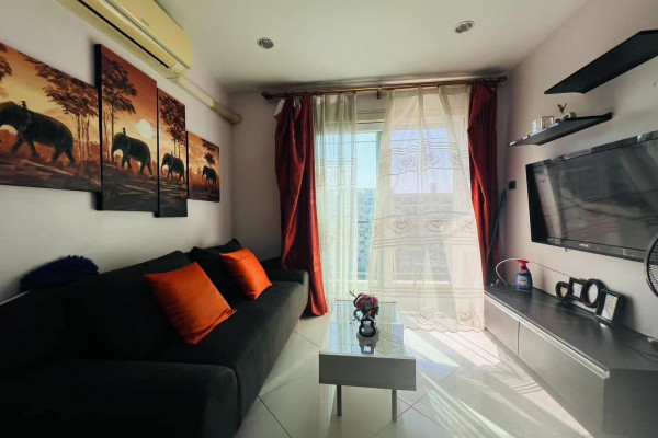 Park Lane Condominium. 1 bedroom apartment in a residential complex on Jomtien. 7th floor